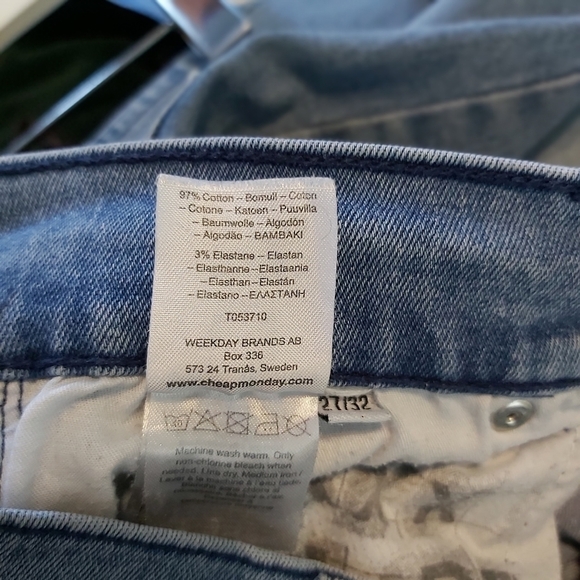 📣2/40$📣 CHEAP MONDAY shinny jeans size 27 - Picture 9 of 10